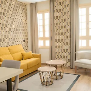suites-chinitas.hotelsinnerja.org/